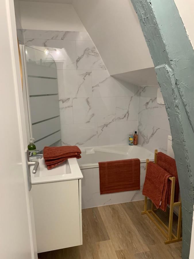 Charmant Appartement Renove Bayeux Luaran gambar